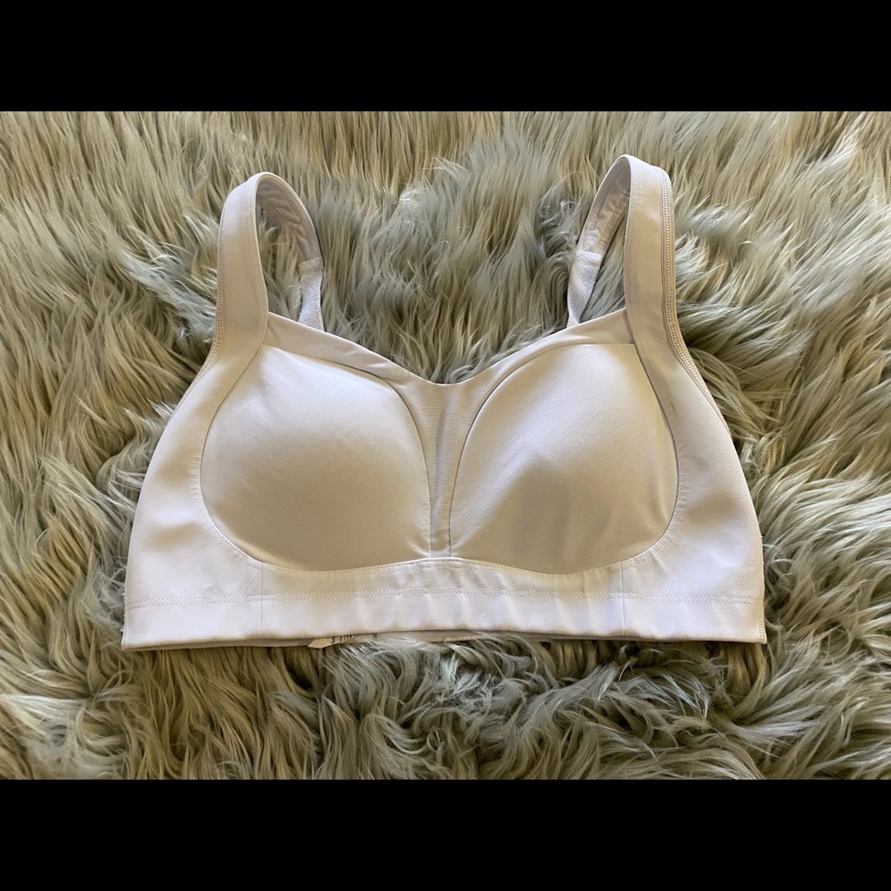 - Lululemon Ta Ta Tamer Sports Bra